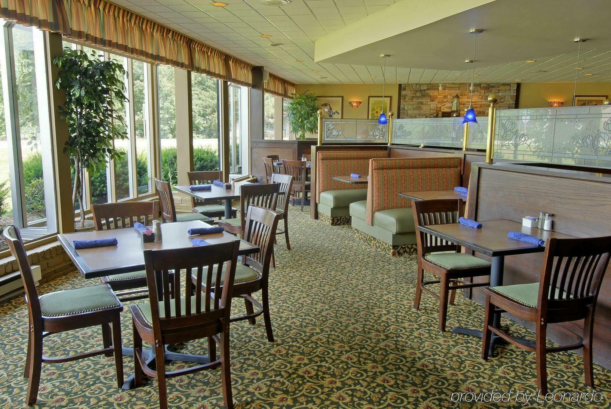 Lifestyle Inn Cedar Falls Restaurace fotografie