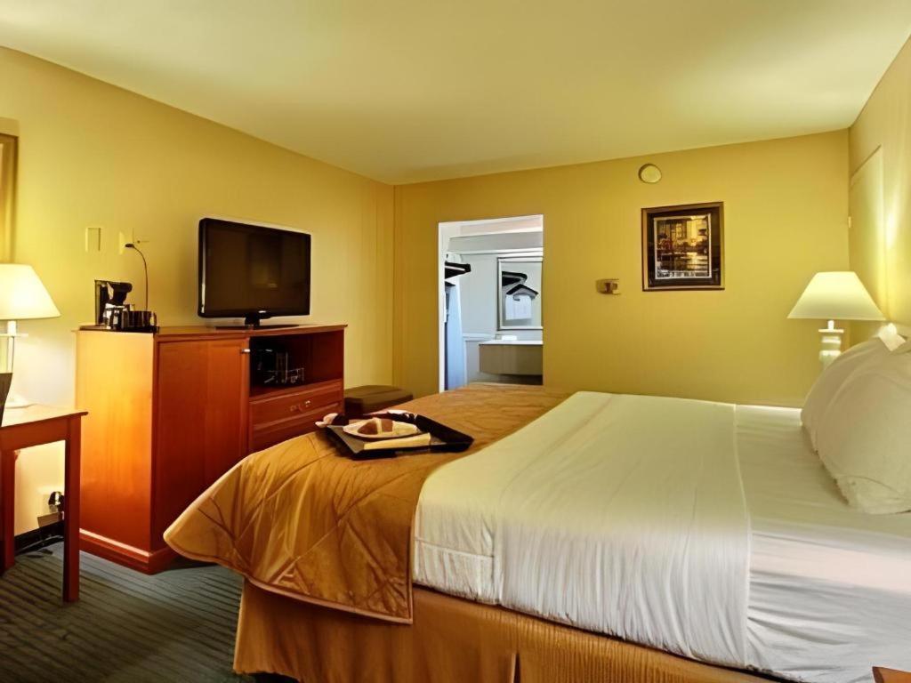 Lifestyle Inn Cedar Falls Exteriér fotografie