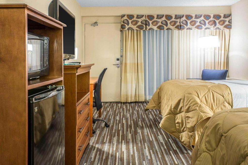 Lifestyle Inn Cedar Falls Exteriér fotografie